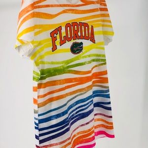 Rainbow color tee shirt FLORIDA alligator  large